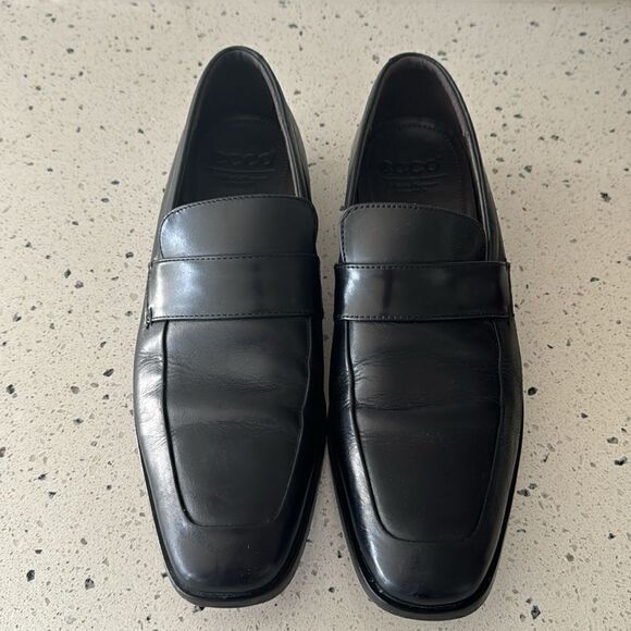 ECCO Men’s Black Leather Sleek Loafers Slip On Style Shoes Size EU42 / US8-8.5 - Picture 2 of 12